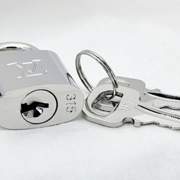 RARE Authentic Louis Vuitton Silver Lock & Key Set #315 (PERSTIN CONDITION ) - Picture 4 of 10